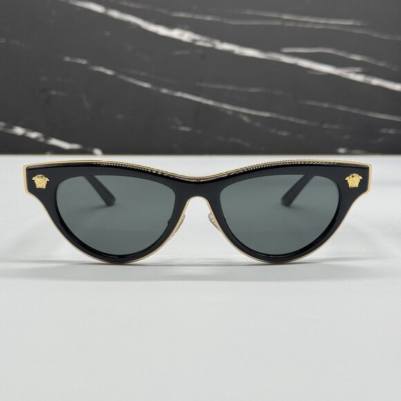 NEW VERSACE VE2273 GB1/87 CAT EYE BLACK/GRAY WOMEN SUNGLASSES MOD 2273 GB1/87